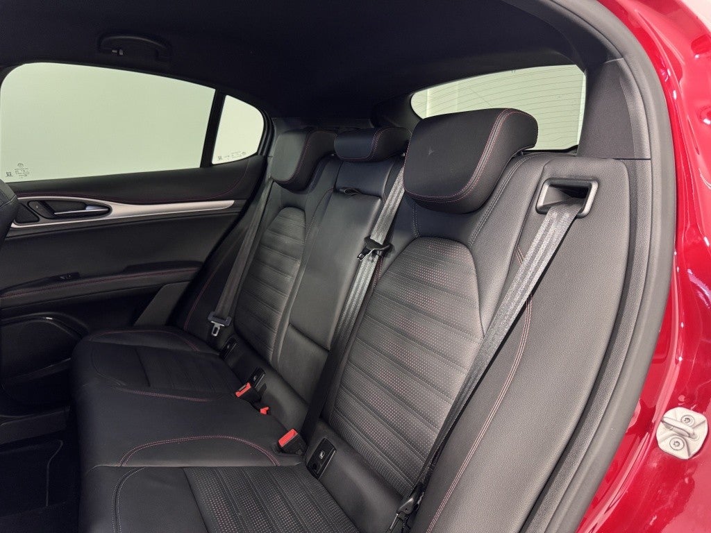 Alfa Romeo Stelvio 2.0 Tributo Italiano Q4 Aut. 280