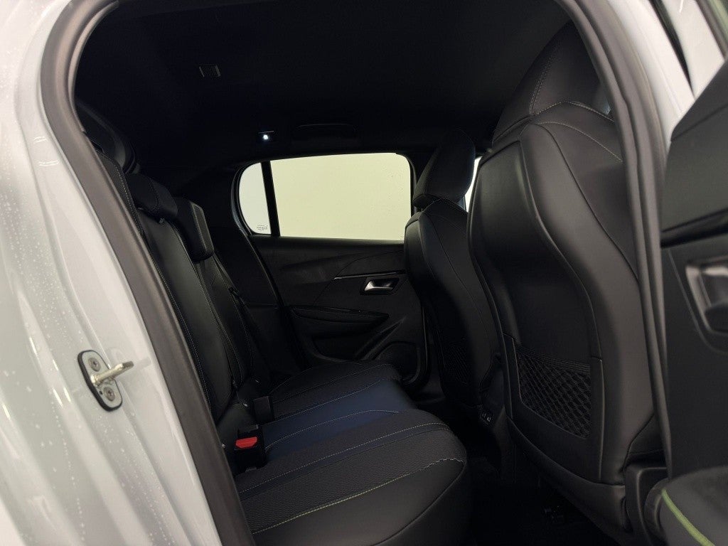 Peugeot 208 1.2 Hybrid GT e-DCS6 136