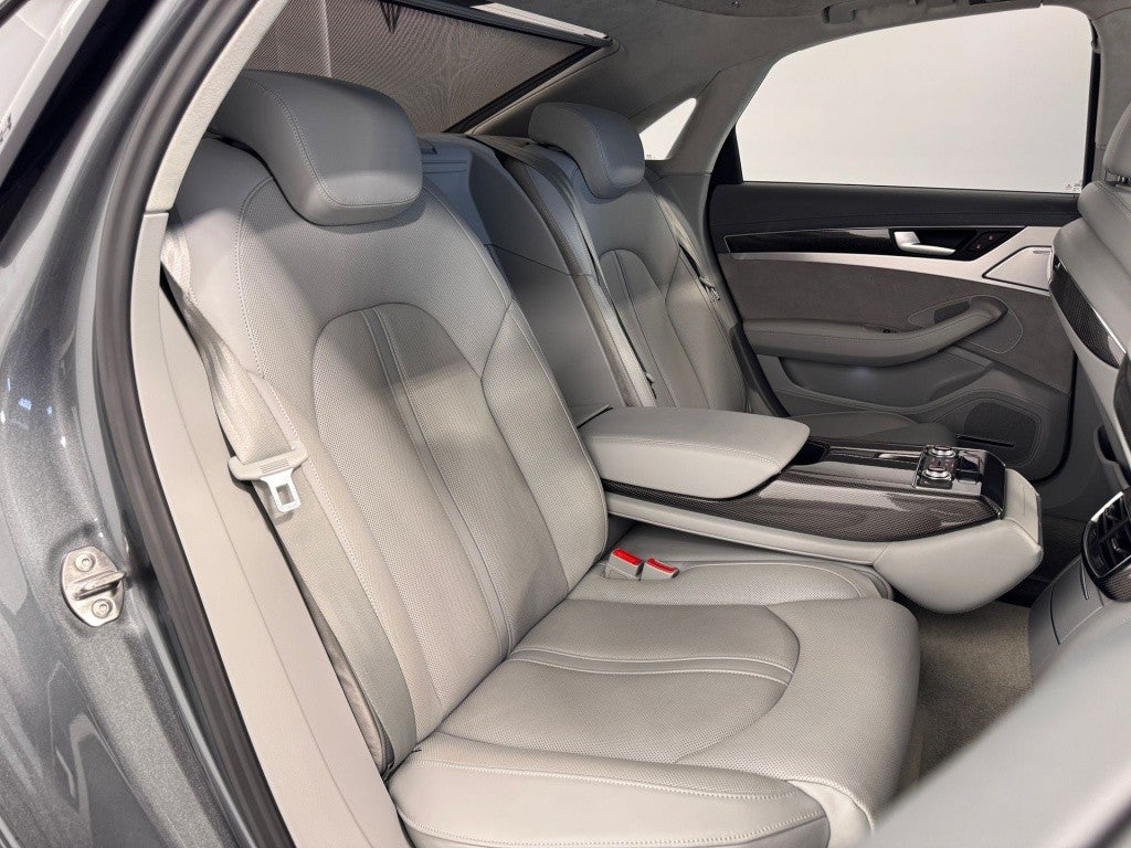 Audi A8 S8 plus 4.0 TFSI quattro Tiptronic