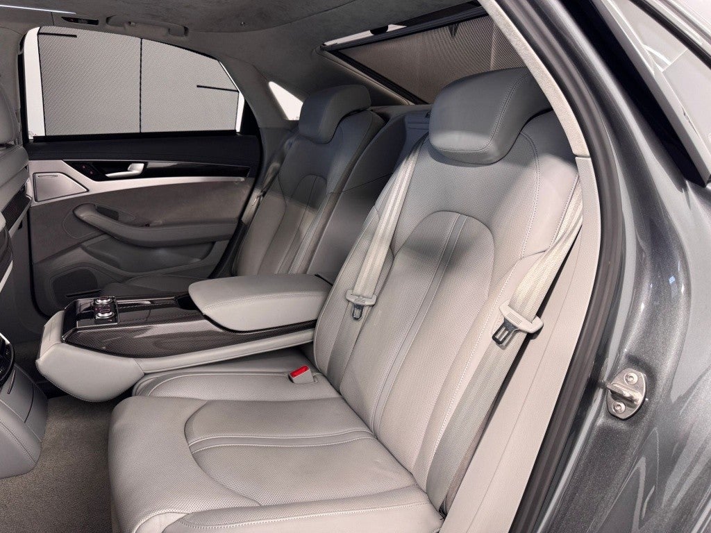 Audi A8 S8 plus 4.0 TFSI quattro Tiptronic