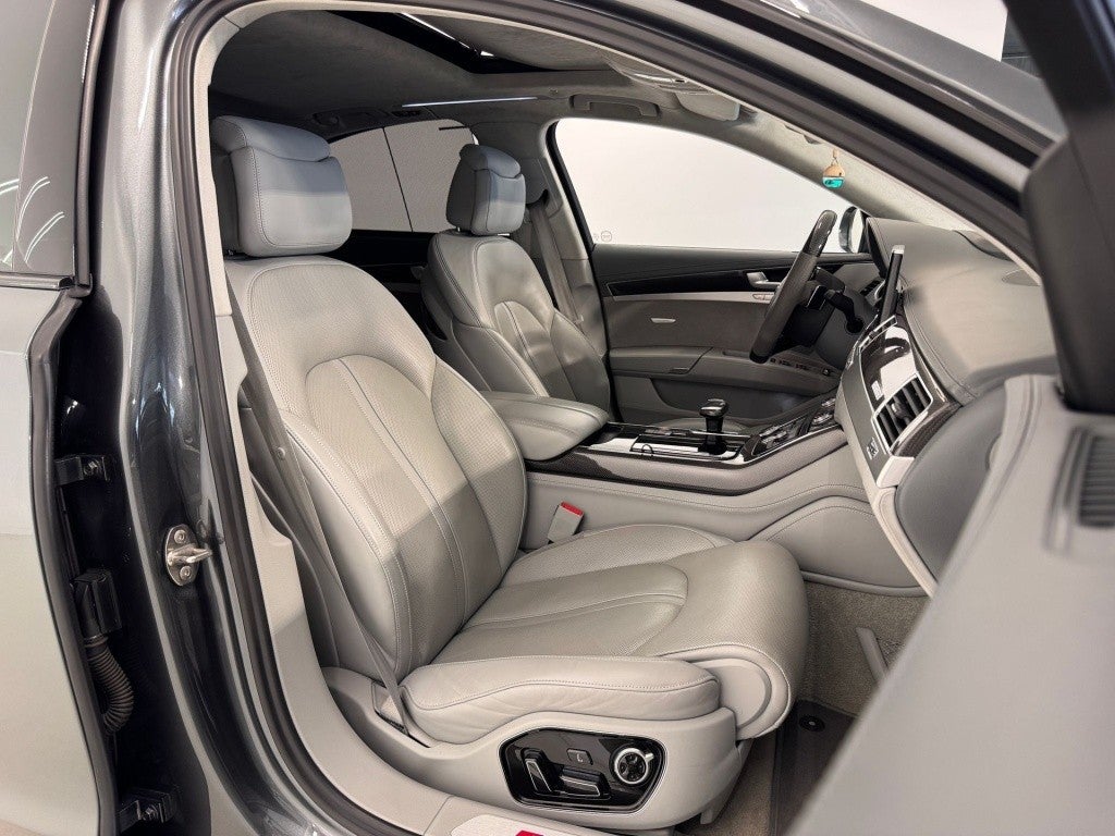 Audi A8 S8 plus 4.0 TFSI quattro Tiptronic