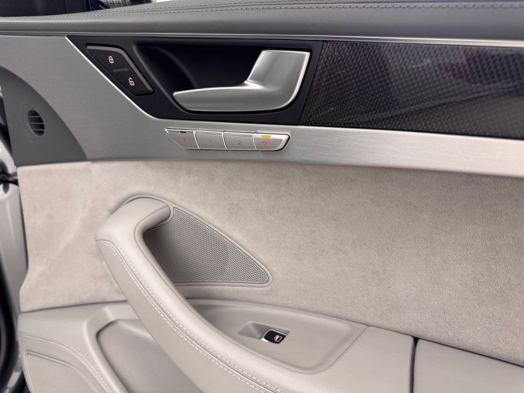 Audi A8 S8 plus 4.0 TFSI quattro Tiptronic