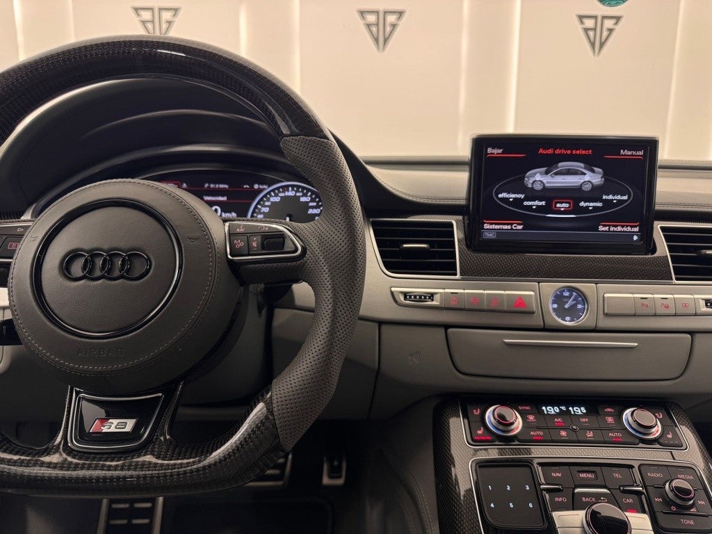 Audi A8 S8 plus 4.0 TFSI quattro Tiptronic
