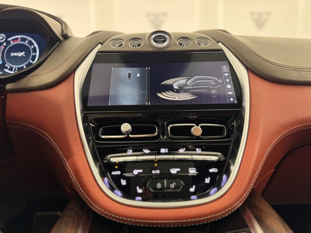 Aston Martin DBX 4.0 AWD Aut.