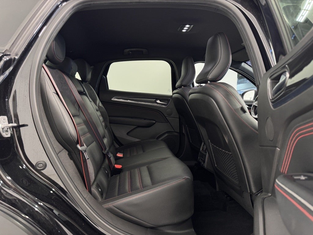 Renault Arkana 1.6 E-Tech R.S.Line 105kW