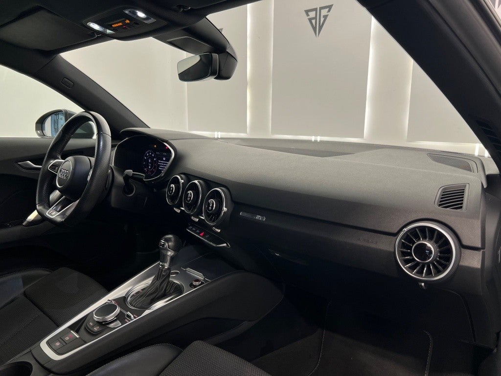Audi TT Coupé 40 TFSI S line S tronic