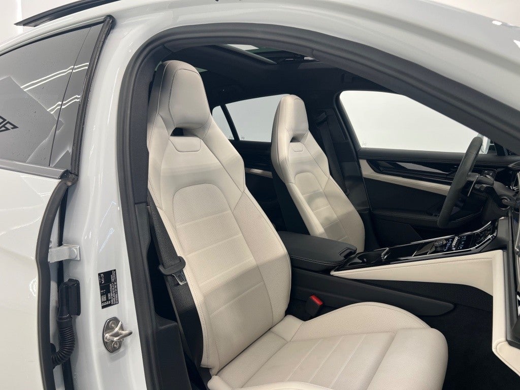 Porsche Panamera 4 E-Hybrid Aut.