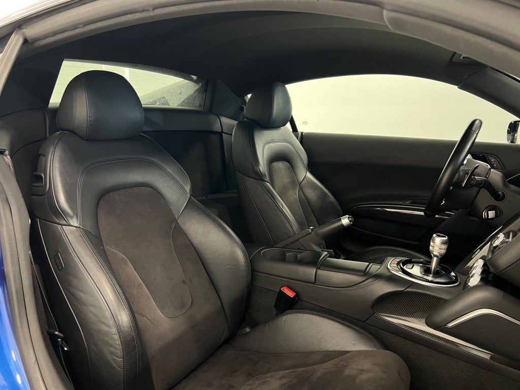 Audi R8 5.2 FSI V10 quattro S-Tronic