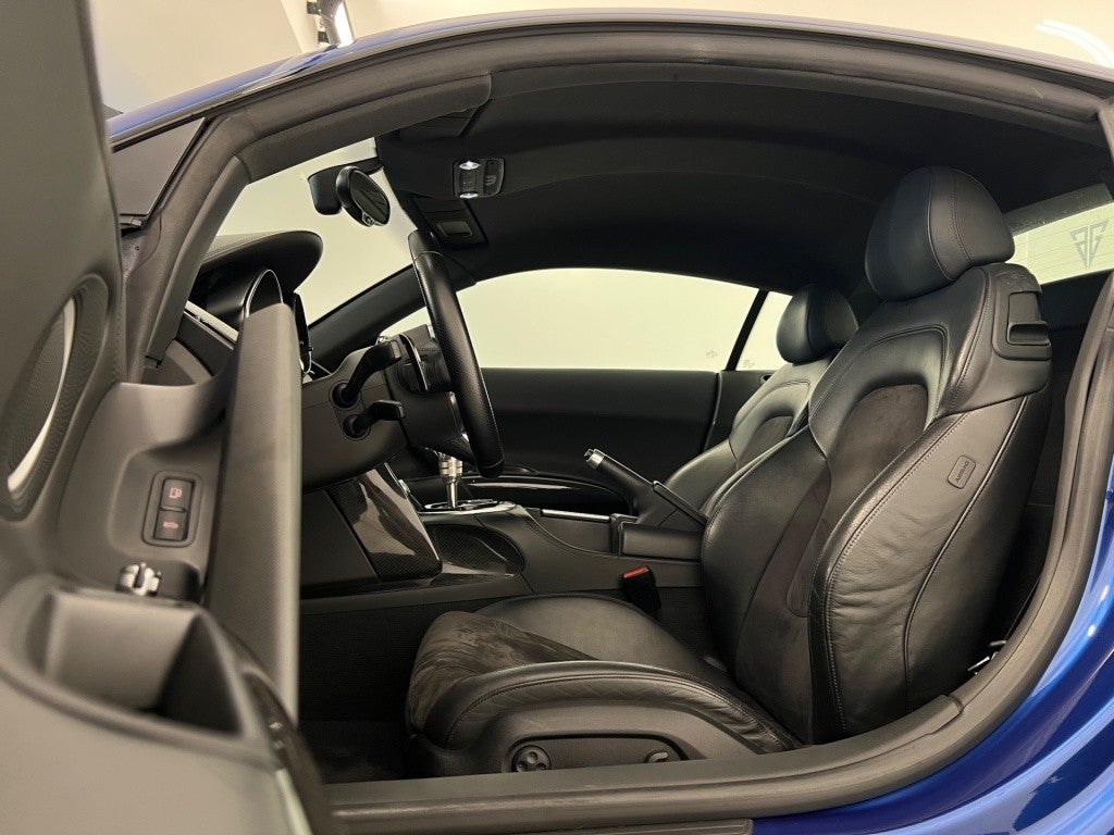 Audi R8 5.2 FSI V10 quattro S-Tronic