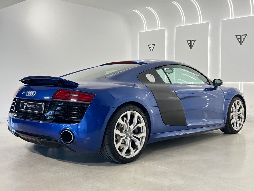 Audi R8 5.2 FSI V10 quattro S-Tronic