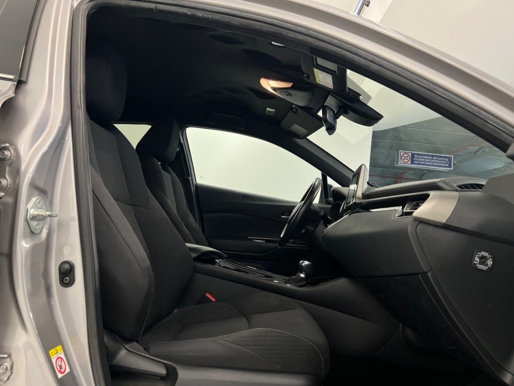 Toyota C-HR 125H Advance