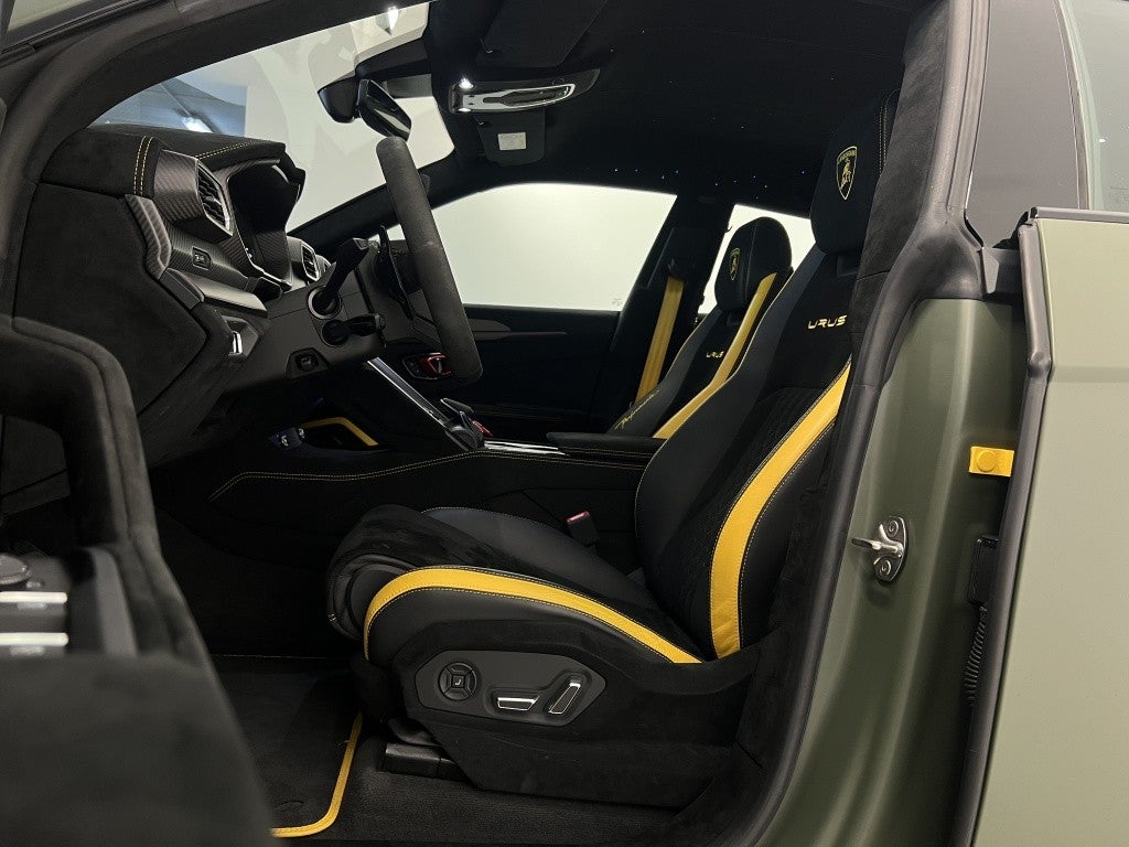 Lamborghini Urus Performante