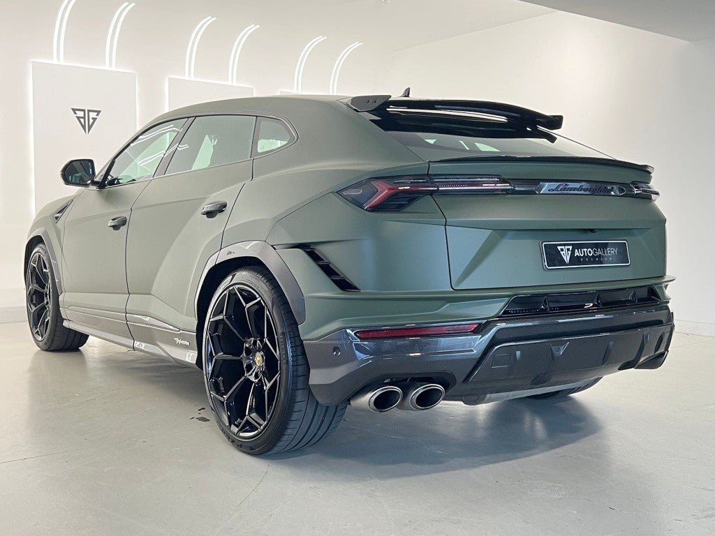 Lamborghini Urus Performante