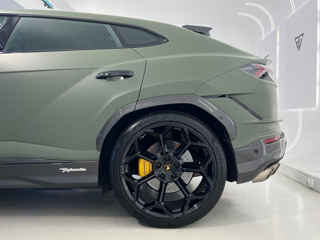 Lamborghini Urus Performante