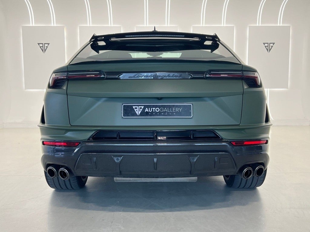 Lamborghini Urus Performante