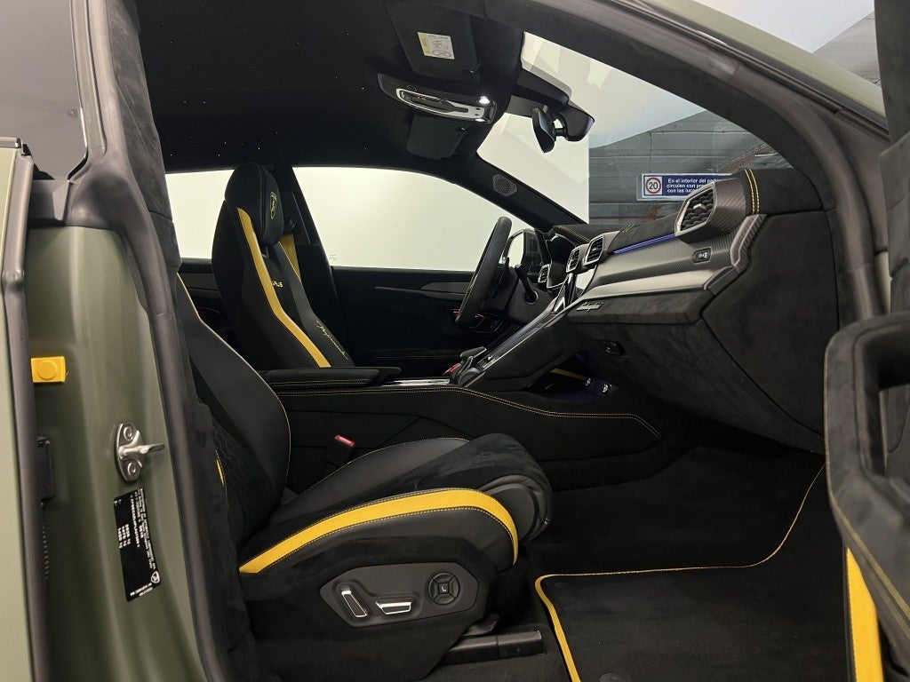 Lamborghini Urus Performante