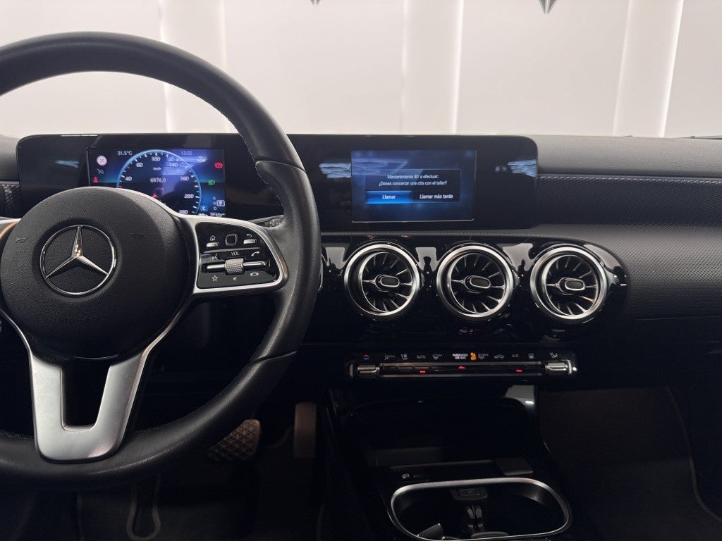 Mercedes-Benz Clase A 250e Sedán 8G-DCT