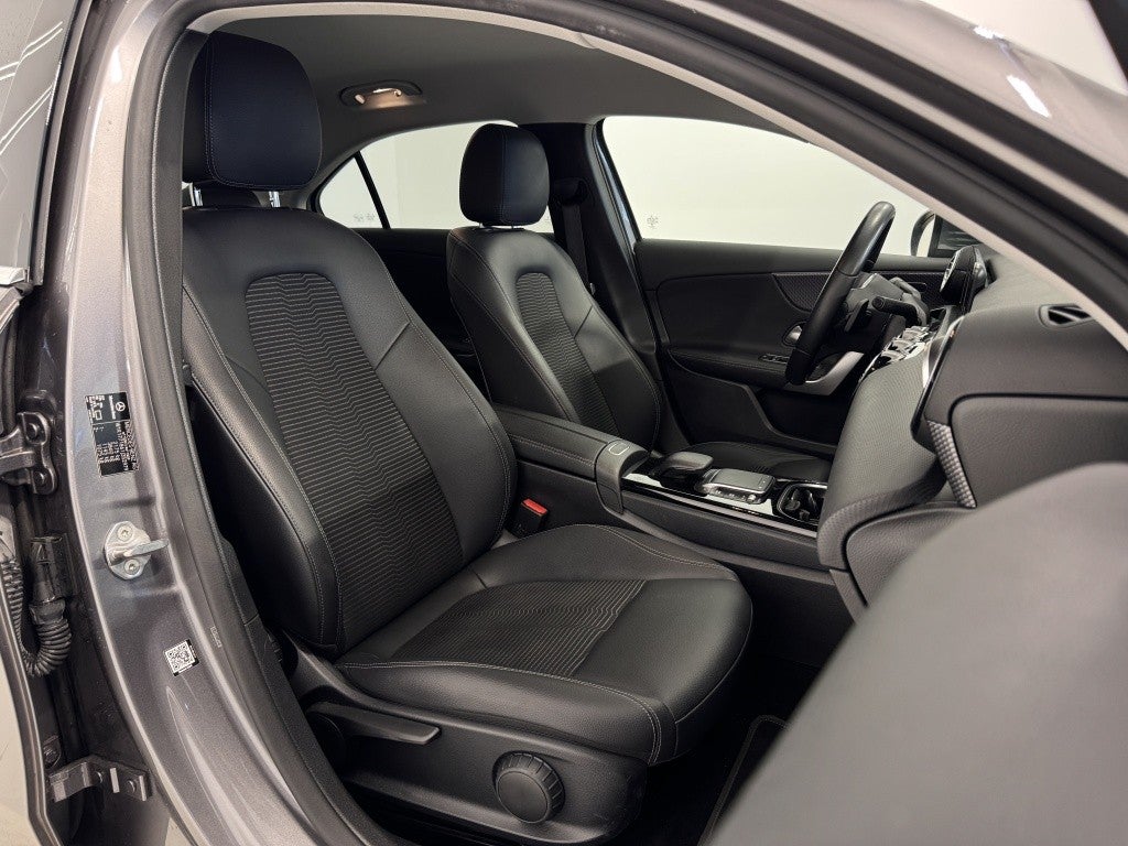 Mercedes-Benz Clase A 250e Sedán 8G-DCT