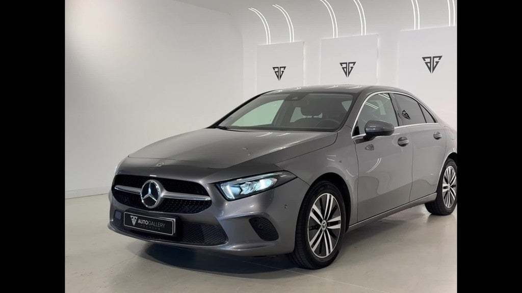 Mercedes-Benz Clase A 250e Sedán 8G-DCT