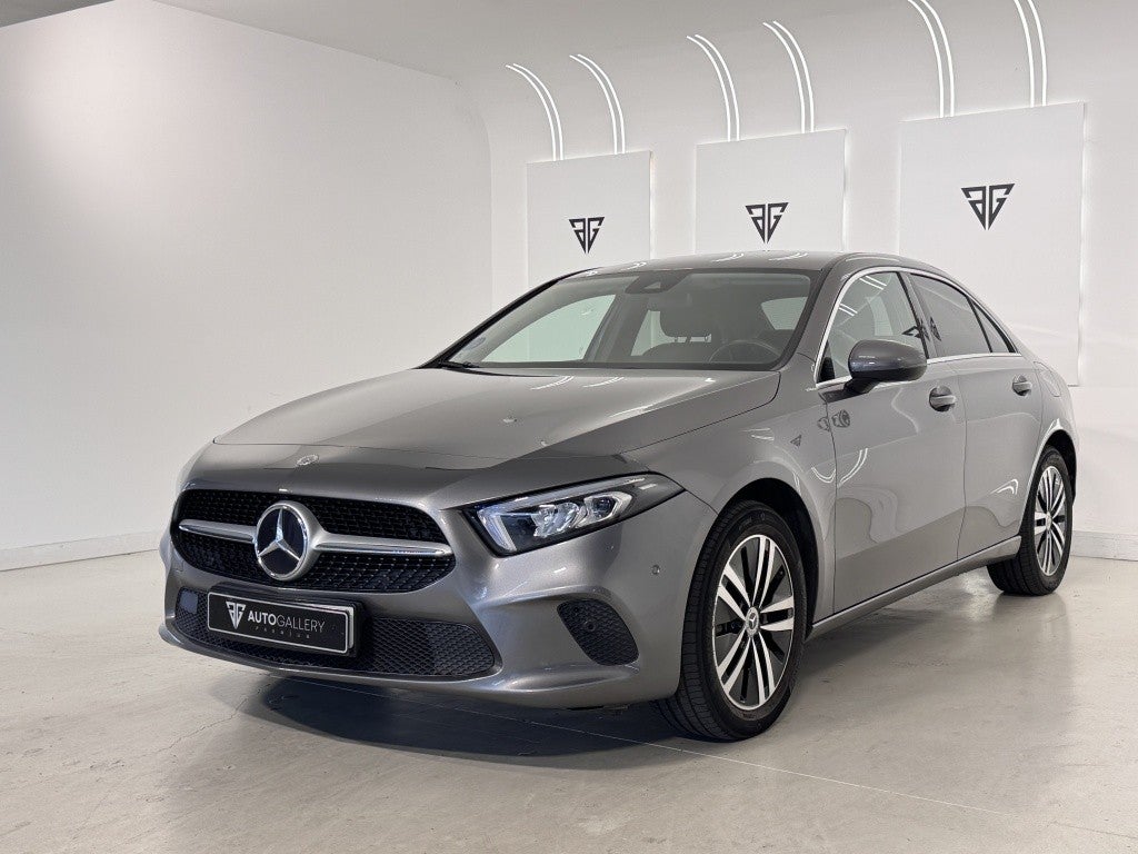 Mercedes-Benz Clase A 250e Sedán 8G-DCT