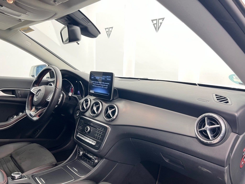 Mercedes-Benz Clase CLA 180 7G-DCT