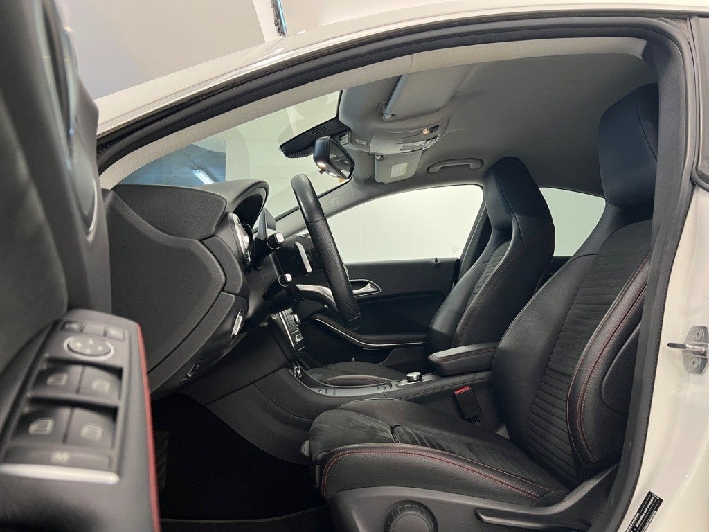 Mercedes-Benz Clase CLA 180 7G-DCT