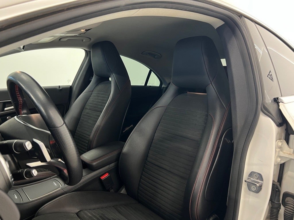 Mercedes-Benz Clase CLA 180 7G-DCT