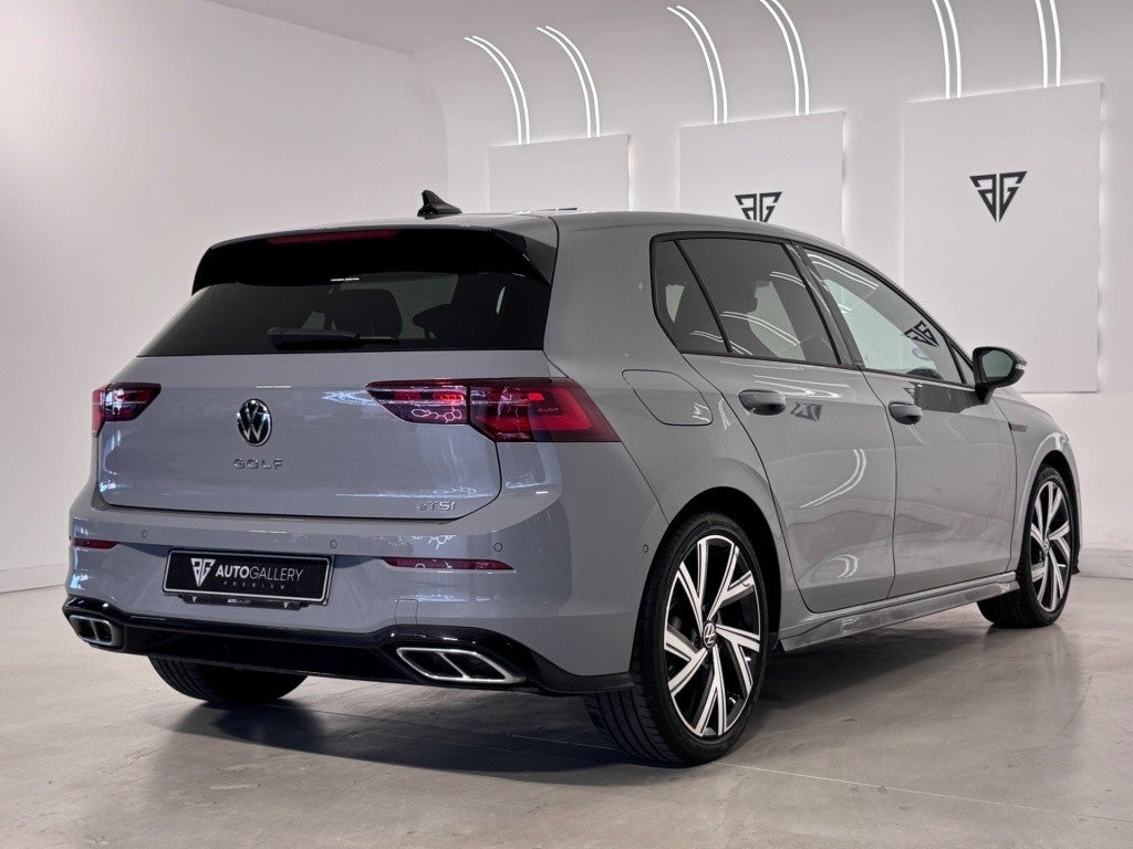 Volkswagen Golf 1.5 eTSI R-Line DSG 110kW