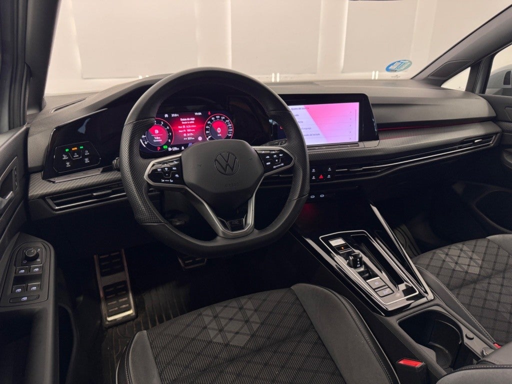 Volkswagen Golf 1.5 eTSI R-Line DSG 110kW