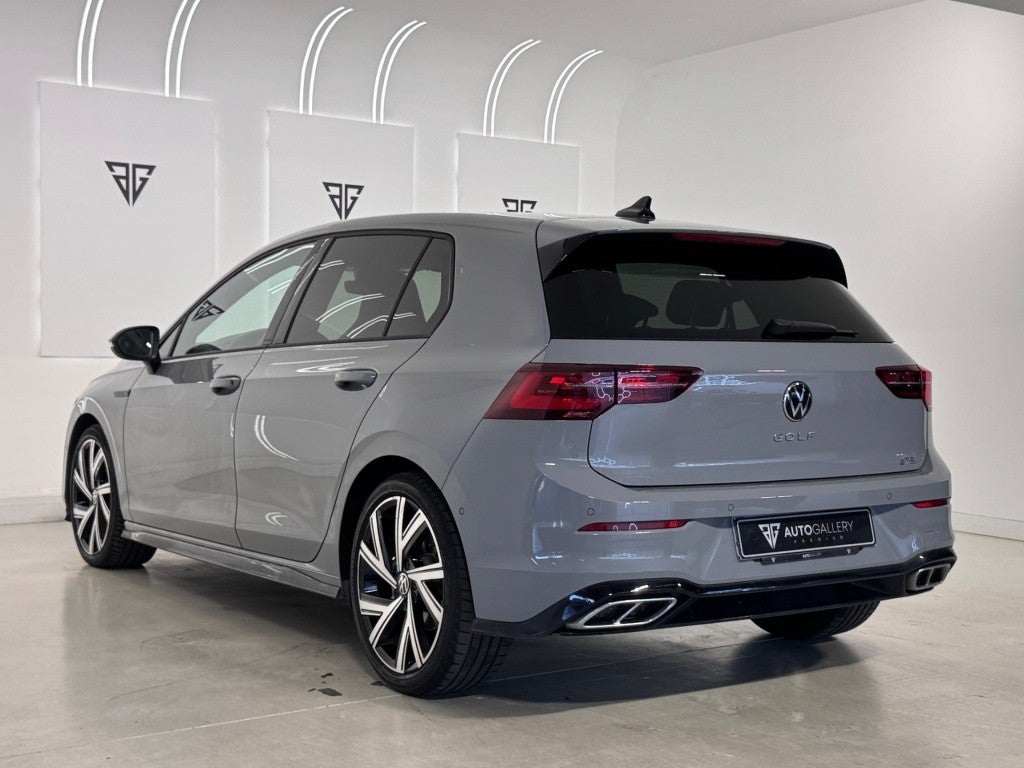 Volkswagen Golf 1.5 eTSI R-Line DSG 110kW
