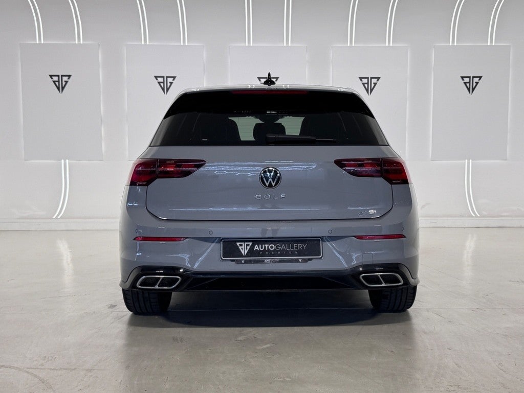Volkswagen Golf 1.5 eTSI R-Line DSG 110kW