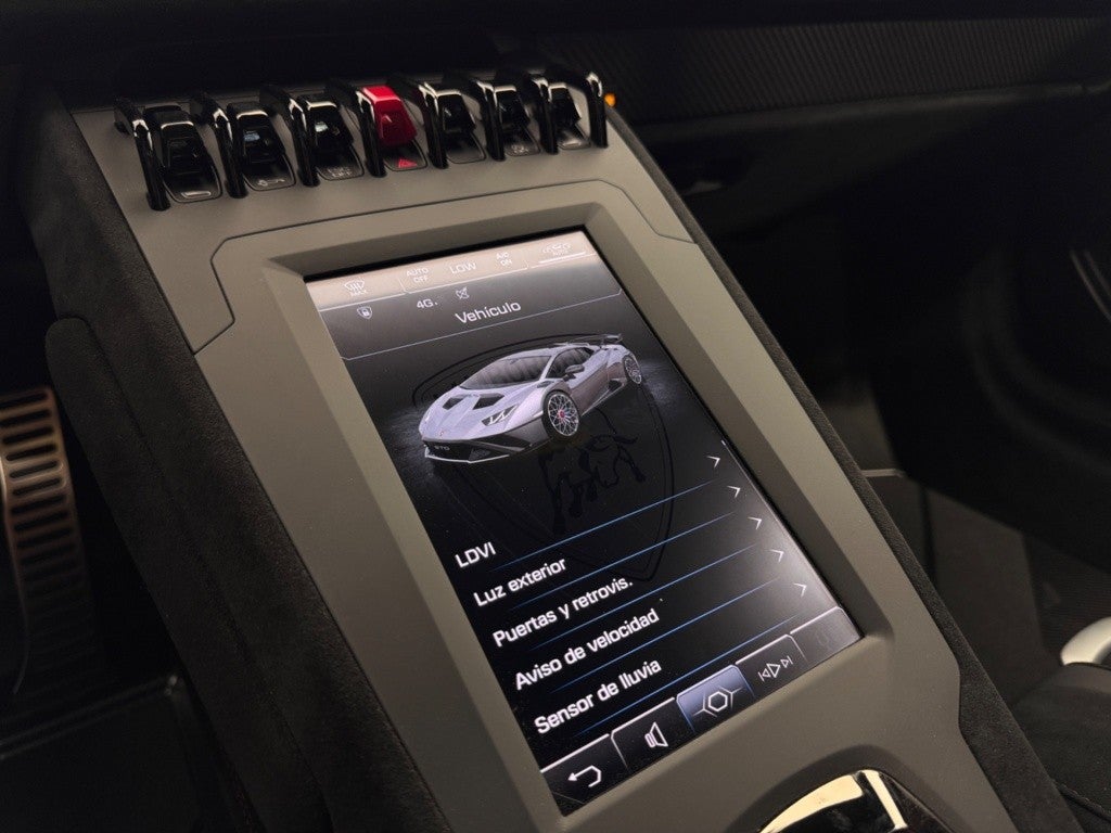 Lamborghini Huracán STO RWD