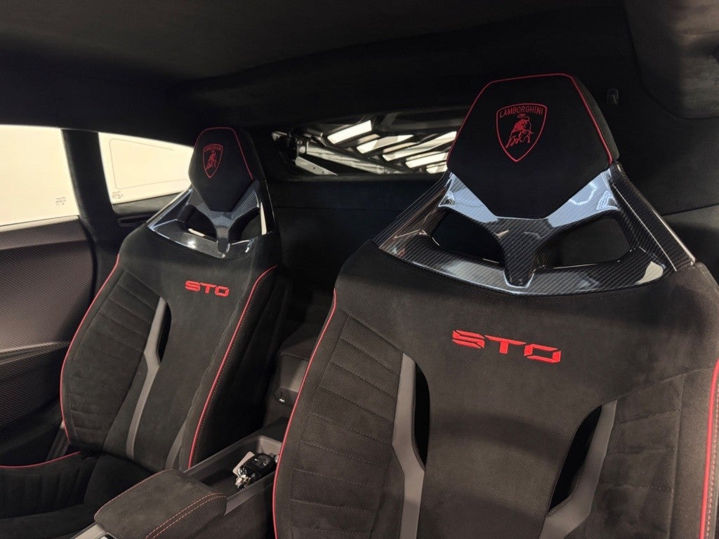 Lamborghini Huracán STO RWD