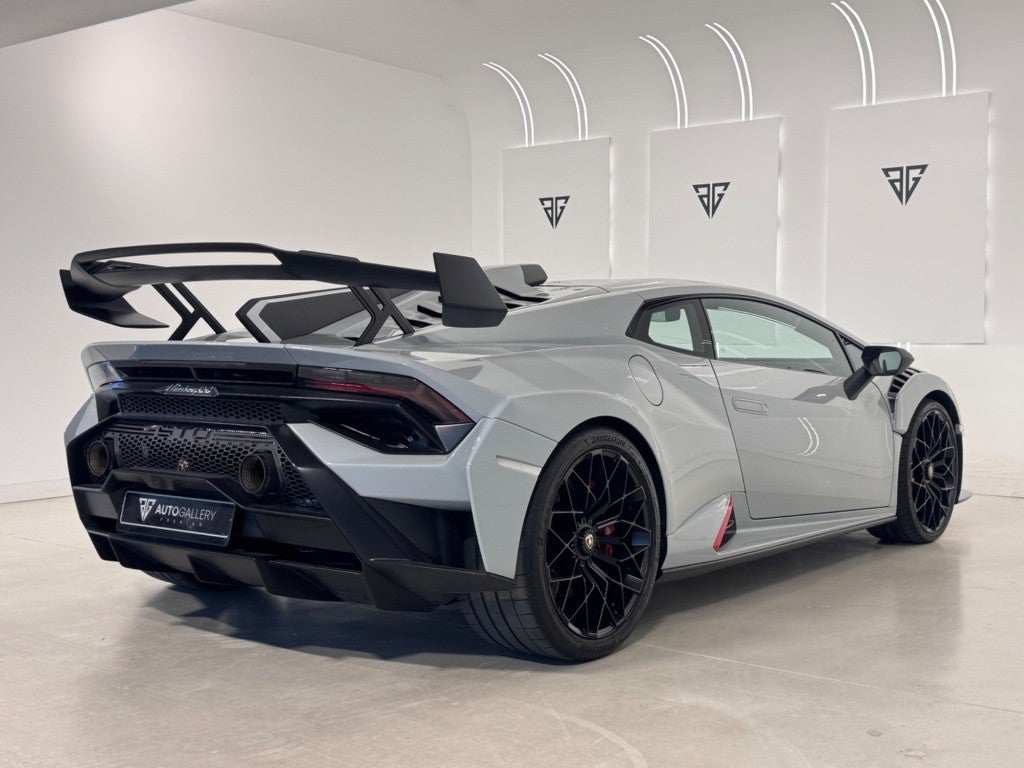 Lamborghini Huracán STO RWD