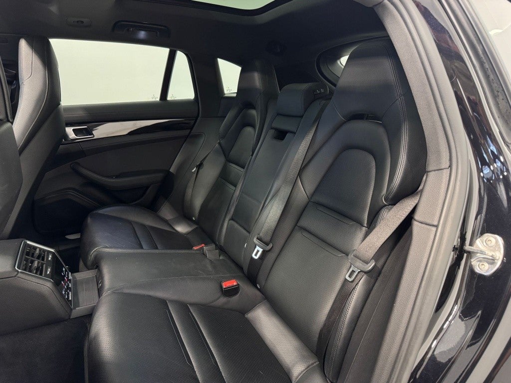 Porsche Panamera 4 Sport Turismo