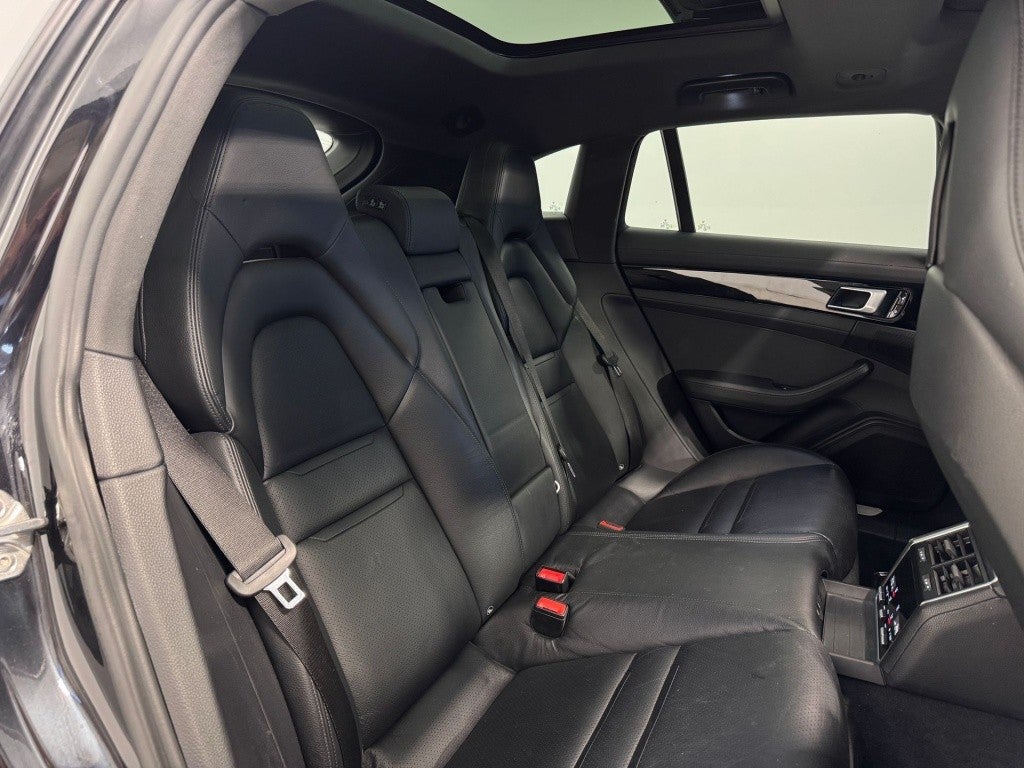 Porsche Panamera 4 Sport Turismo