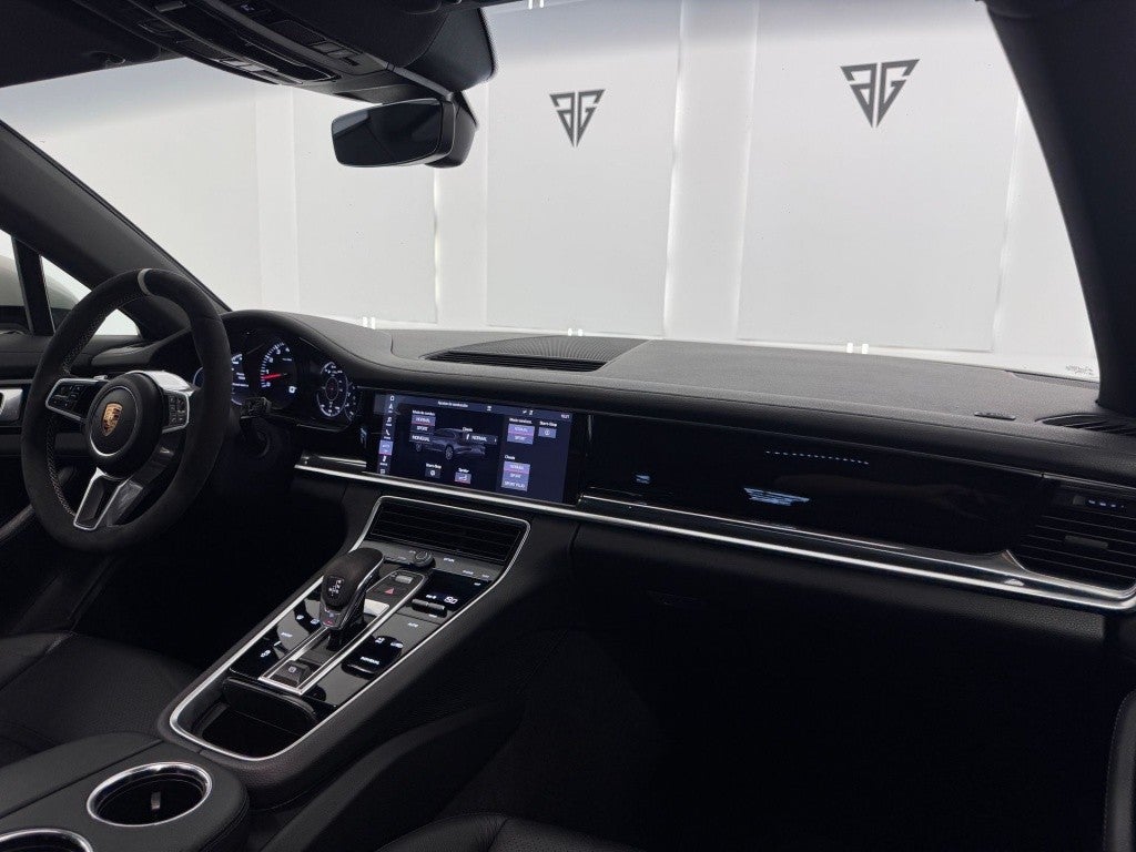 Porsche Panamera 4 Sport Turismo
