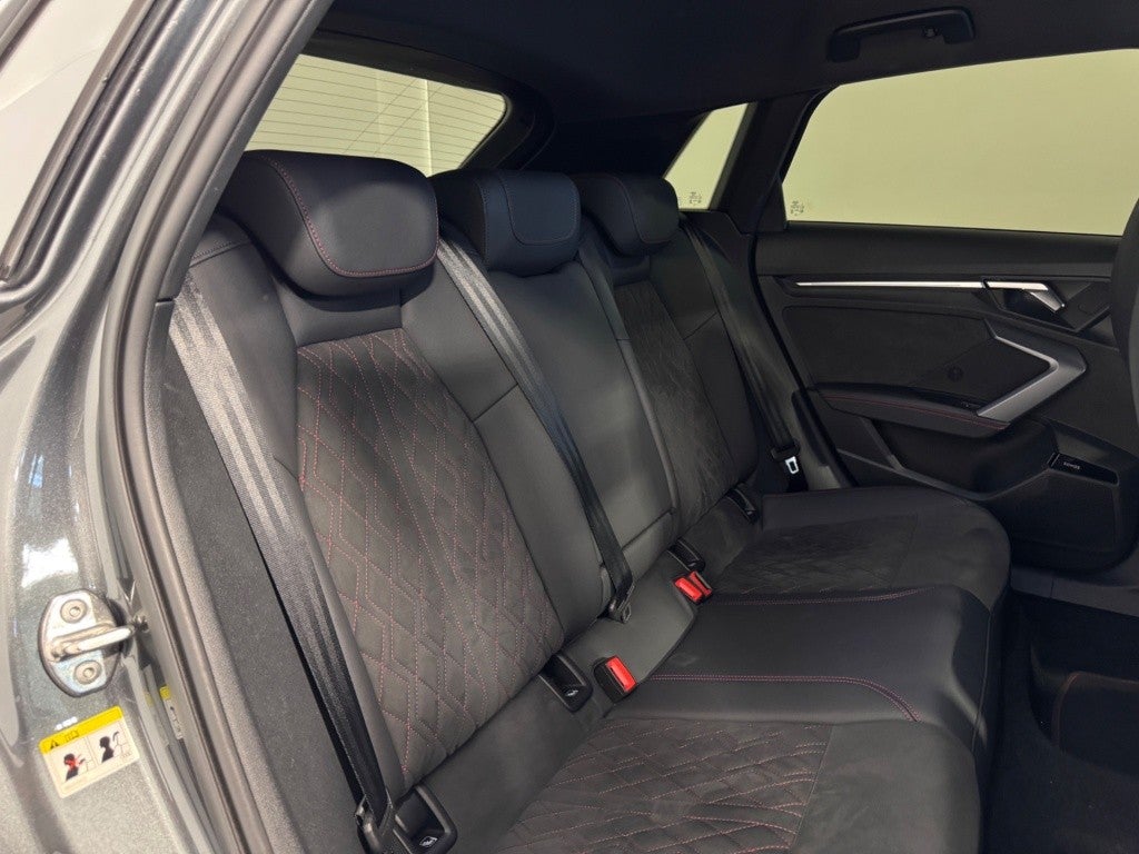 Audi A3 S3 Sportback quattro S tronic 245kW