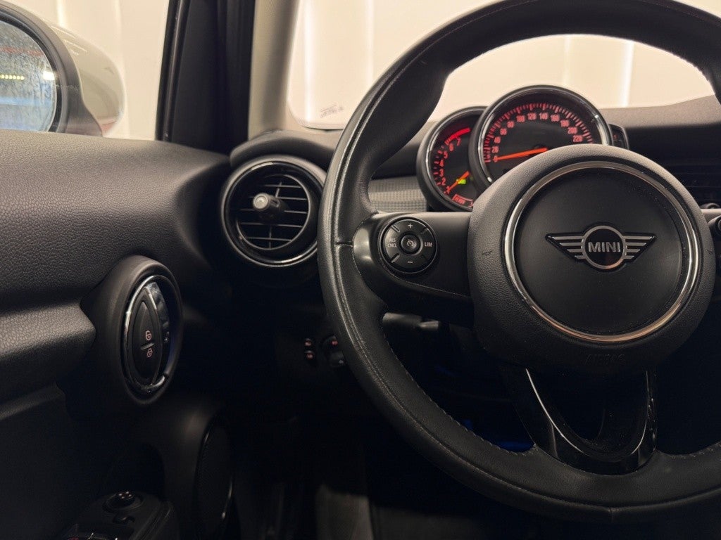 Mini Mini Cooper Aut.