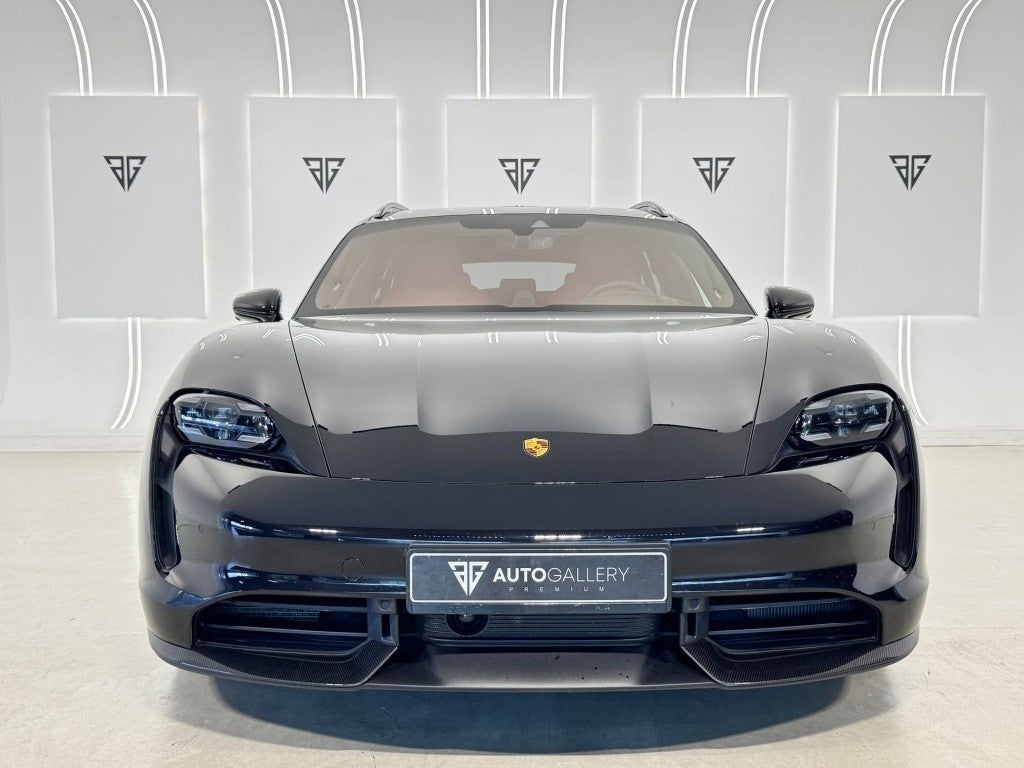 Porsche Taycan Turbo S Sport Turismo